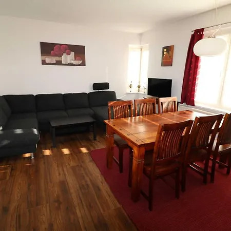 Apartament Ferienwohnung Reuterstadt Stavenhagen